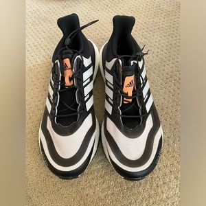 Adidas women’s sneakers